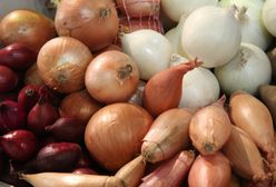 Zapłacił za cebulę, wyszedł z odkurzaczem. Teraz ma duże kłopoty