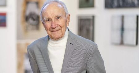 Lekarz z Rzeszowa od 66 lat przyjmuje pacjentów. Karierę zaczął jako ftyzjatra