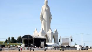 Pomnik Matki Bożej wywołał burzę. Sieć punktuje koszty oraz zwolnienia