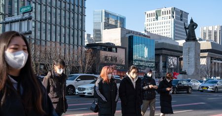 Korea chce wydłużyć czas pracy. 69 godzin w tygodniu, od rana do północy