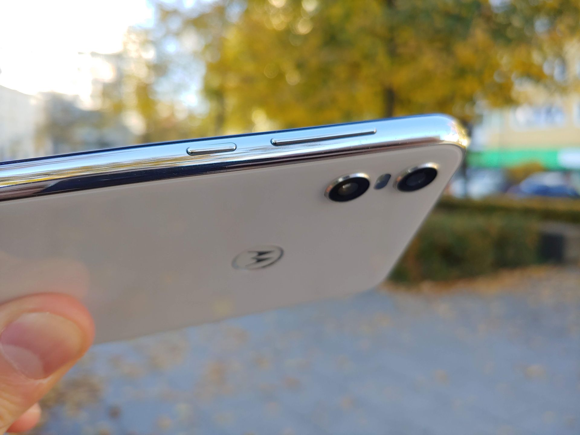 Motorola One to złoty standard niedrogich telefonów [minitest] 6
