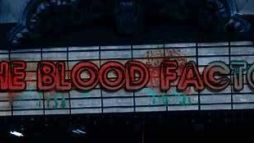 Boom! Danny DeVito zareklamował stronę z horrorami... 1