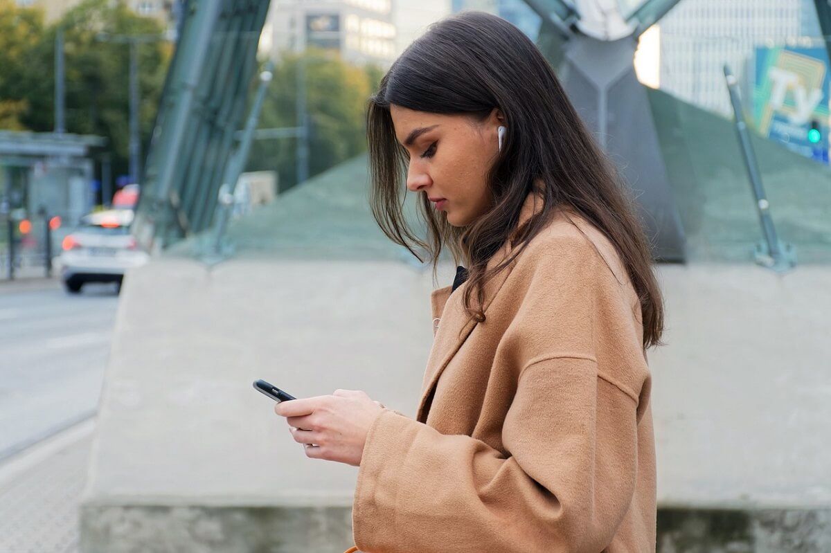 zagubiony telefon