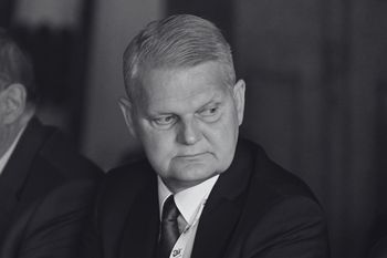 Nie żyje prof. Jacek Semaniak. Był prezesem Głównego Urzędu Miar