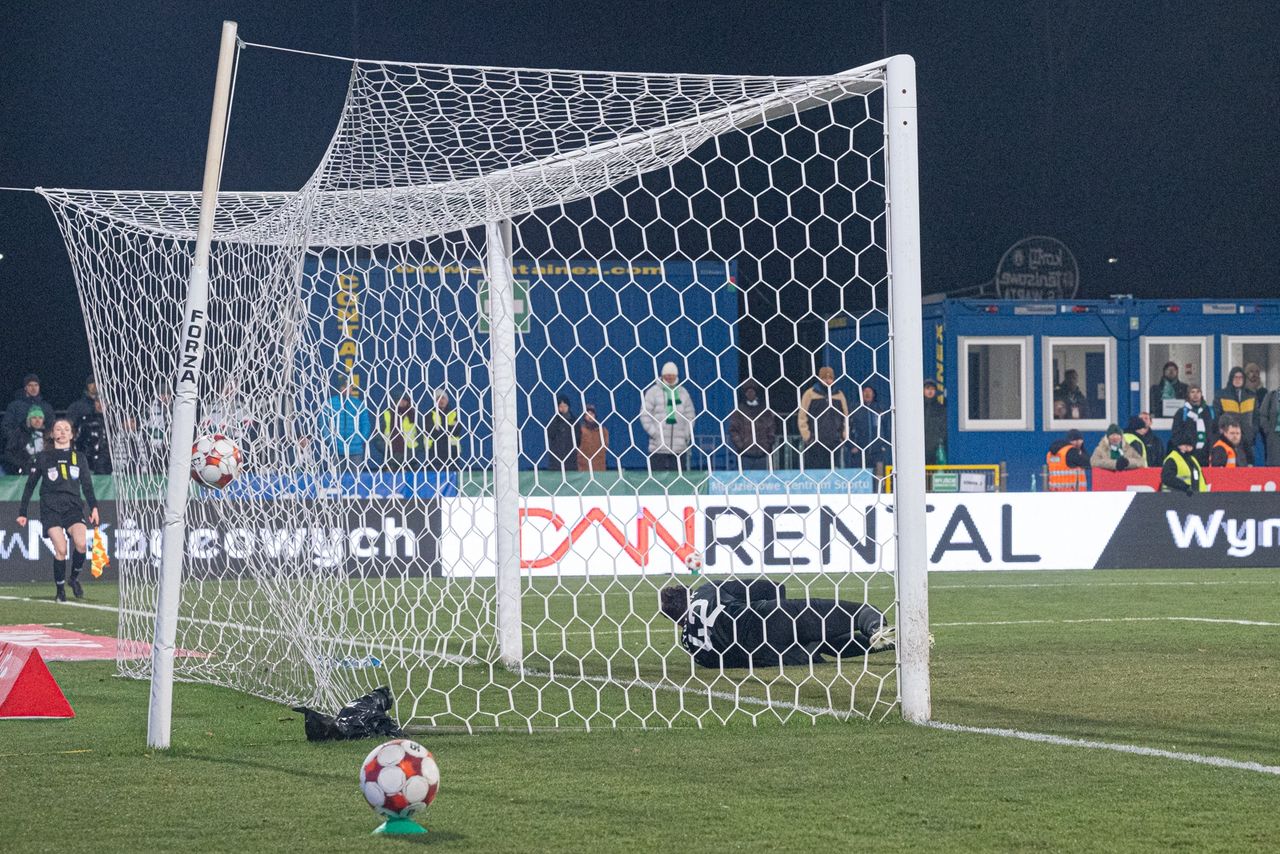 Gol z połowy boiska i dramat w końcówce. Warta Poznań wypuściła zwycięstwo z rąk