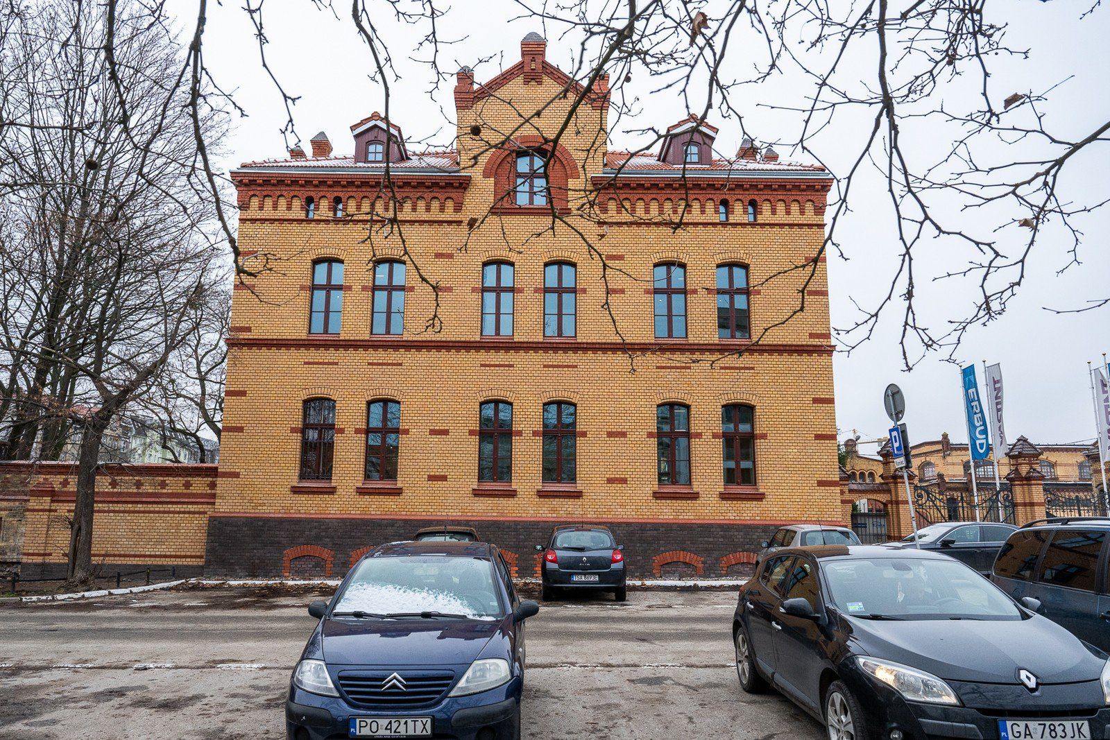 Zakończyła się renowacja pierwszego z trzech zabytkowych budynków Starej Rzeźni, należących do firmy Vastint. Obiekt został gruntownie odrestaurowany i przekształcony w budynek biurowy. 