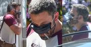 "Zaradny" Ben Affleck nosi maseczkę i puszcza dymka jednocześnie. Geniusz? (ZDJĘCIA)
