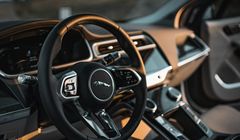 Jaguar Land Rover tnie zatrudnienie. Około 4 tys. osób może stracić pracę