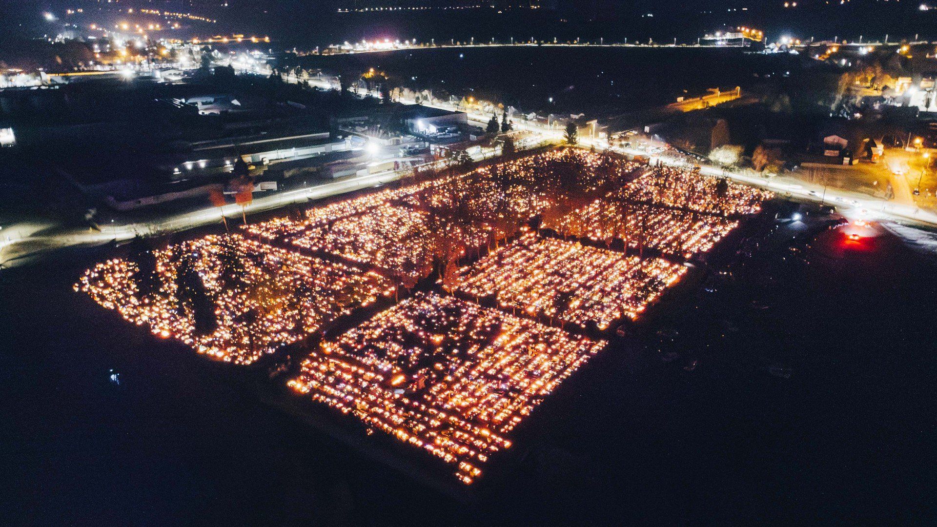Rozświetlone cmentarze Wągrowca - chwile zadumy i pamięci