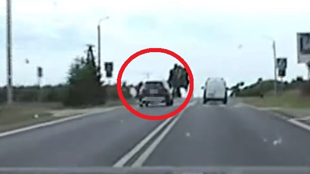  80-latek wyprzedzał na przejściu dla pieszych. Tak się tłumaczył