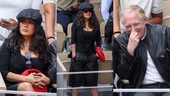 Salma Hayek w skupieniu ogląda mecz tenisa wraz z mężem miliarderem (ZDJĘCIA)