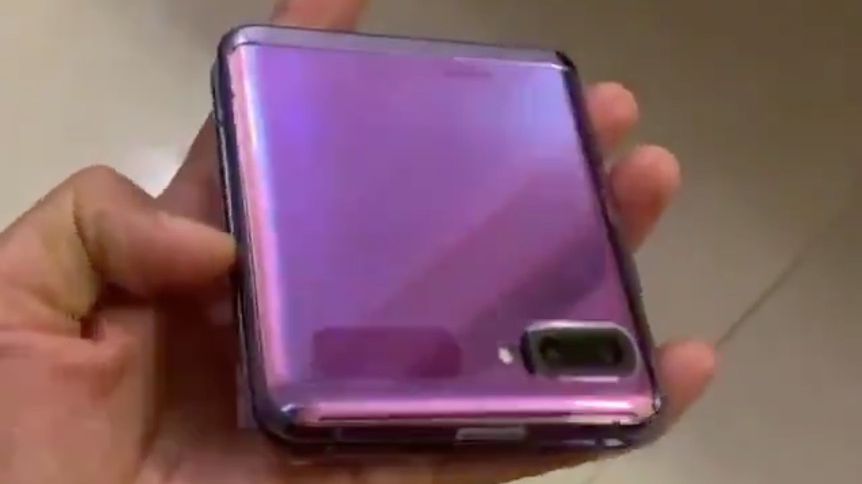 Samsung Galaxy Z Flip na wideo. Tak ma wyglądać konkurent Motoroli razr 1