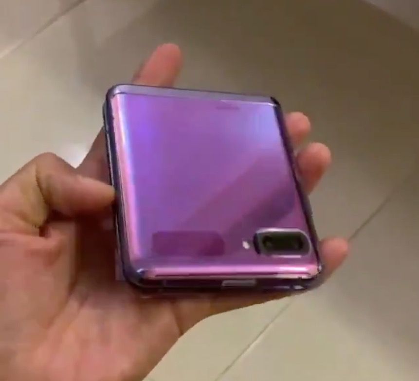 Samsung Galaxy Z Flip na wideo. Tak ma wyglądać konkurent Motoroli razr