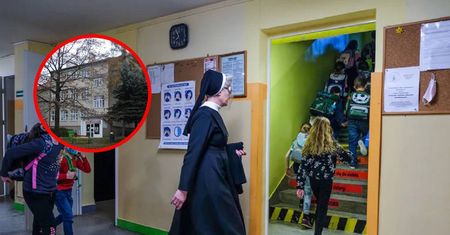 Kontrowersje wokół lekcji religii w szkole. Dyrektor nie chce zmian