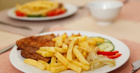 Nie tylko paragony znad morza. Drożyznę widać też w danych GUS