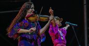 Zakopane: Romsko-żydowskie rytmy rozgrzały miasto. Barbora Botošova Band i Agata Siemaszko na scenie festiwalowej