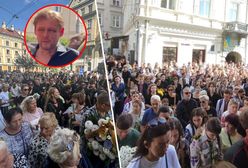 Setki osób na ulicach Lwowa. Sceny rozdzierające serce