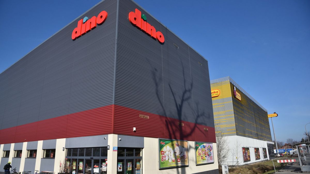 Dino i Biedronka we Wrocławiu 