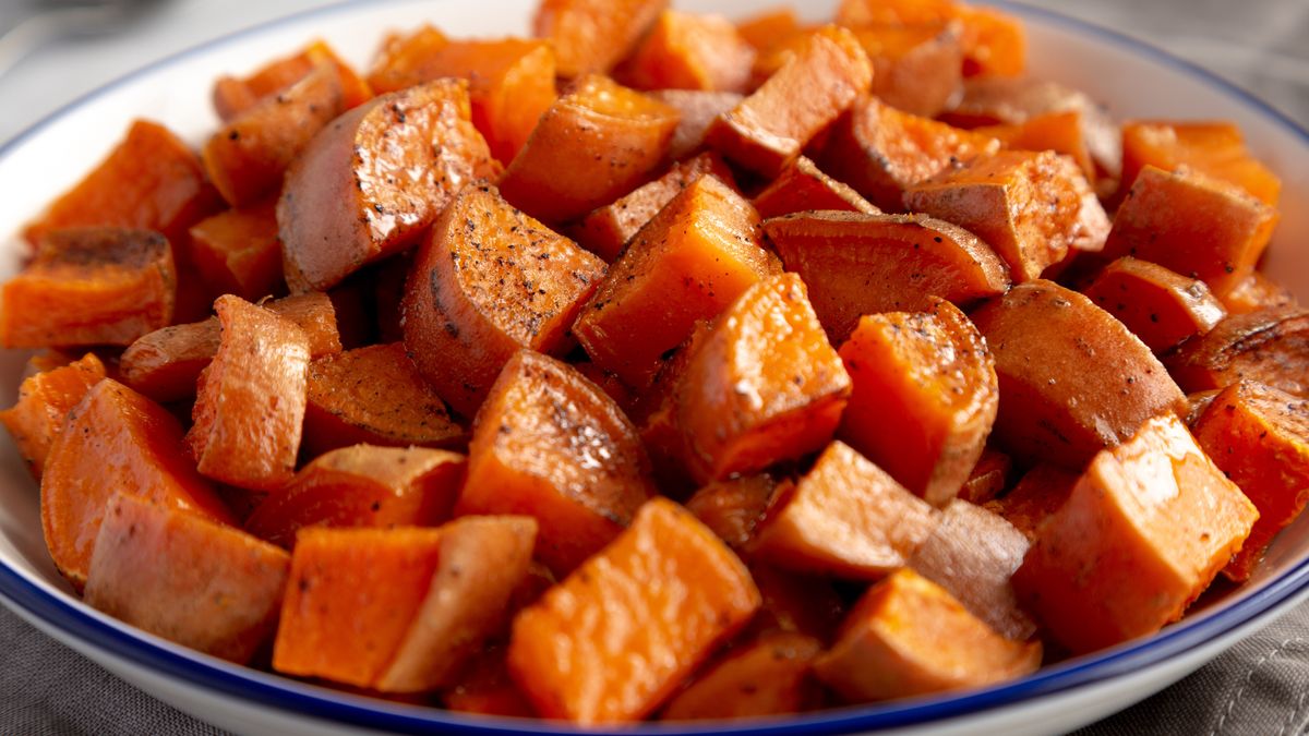 Bataty pokrojone w kostkę