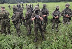 Dramat uchodźców na granicy. "Ślady po pobiciu, zniszczone ubrania"