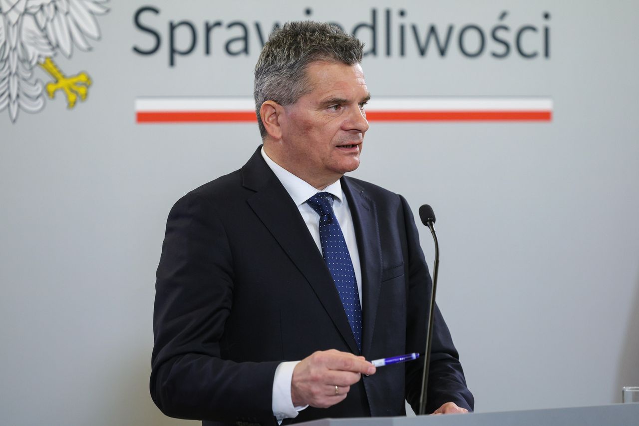 "Duch Ziobry" w prokuraturach. Korneluk o rozliczeniach PiS i aferach w szpitalach