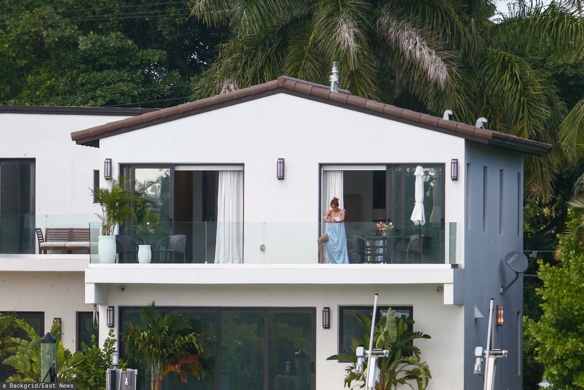 Jennifer Lopez i Ben Affleck relaksują się w jej posiadłości w Miami