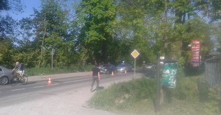 Kozubszczyzna: Zderzenie trzech aut na trasie Lublin – Bełżyce. Jedna osoba w szpitalu
