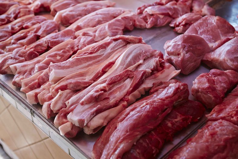 Koronawirus. Niemiecka branża mięsna zmaga się ze wzrostem liczby zarażonych.