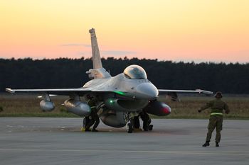 Wstydzą się pomocy z Polski. Zwrócili się do USA