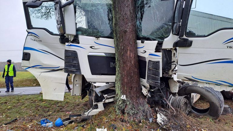 Manewr wyprzedzania zakończony tragicznym wypadkiem