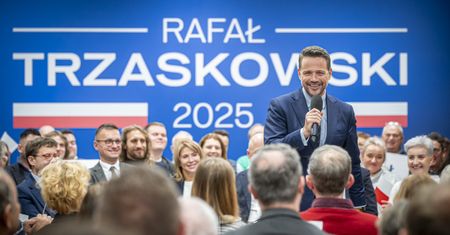 "Piekielnie mocny mandat". Kulisy wyboru Trzaskowskiego. Ma już główne zadanie