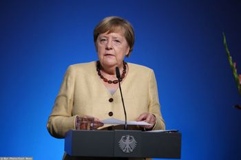 Merkel prostuje przekaz ws. Polski. "Wszyscy nie byliśmy w stanie"