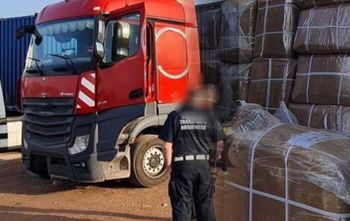 Kontenery z odzieżą "zniknęły” po drodze do Hiszpanii. Odnalazły się w Polsce