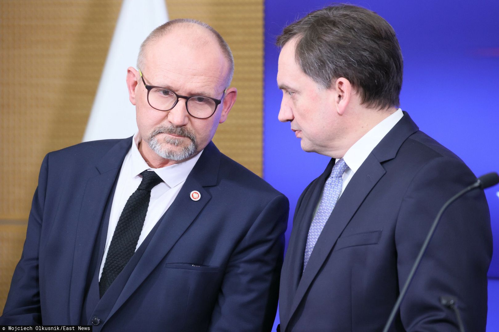 Konferencja Zbigniewa Ziobry w Prokuraturze Krajowej
Fot.Wojciech Olkusnik/East News, Warszawa, 24.02.2023. Prokuratura Krajowa.  Briefing prasowy MS PG Zbigniewa Ziobry (P) oraz PK Dariusza Barskiego (L) na temat sledztwa w sprawie napasci Rosji na Ukraine.
Wojciech Olkusnik