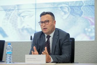 Tarcza antyinflacyjna i podwyżki stóp procentowych. Mogą trwać dłużej niż zakładano