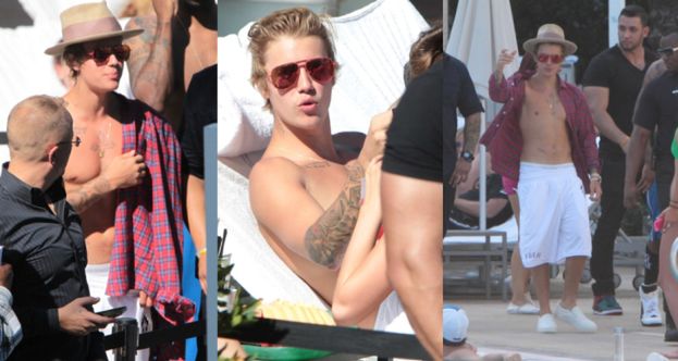 Bieber z dziewczynami na basenie... (ZDJĘCIA)