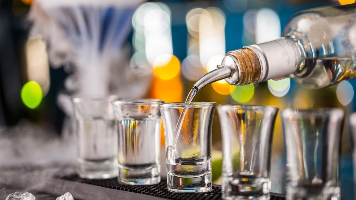 Wpływ alkoholu na rozwój nowotworów (WIDEO)