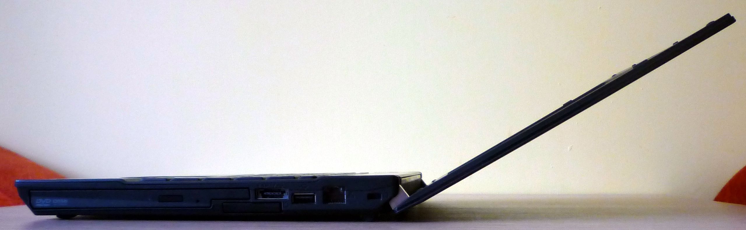 ASUSPRO B33E – propozycja nie tylko dla biznesmena [test] 4