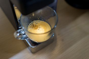 Pijesz kawę z kapsułek? Mało kto myśli o skutkach
