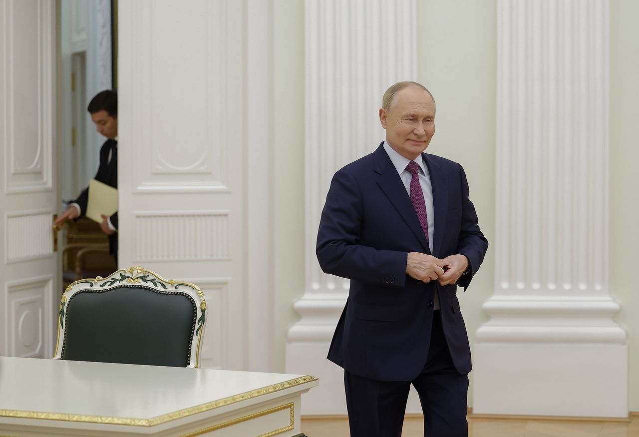 Putin threatens West with nuclear response over Ukraine's support