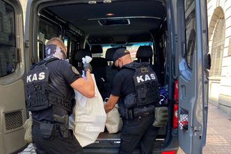 Bezdomny prezesem spółki. Skarbówka wykryła przekręt na 14 mln zł