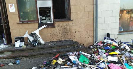 Miedzybórz. Nieznani sprawcy wysadzili bankomat. Konieczna była ewakuacja mieszkańców