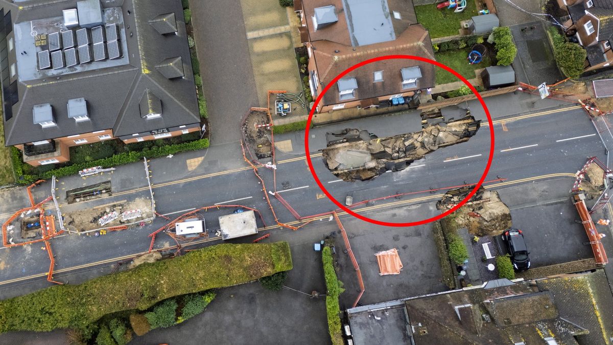 Zapadlisko w Godstone