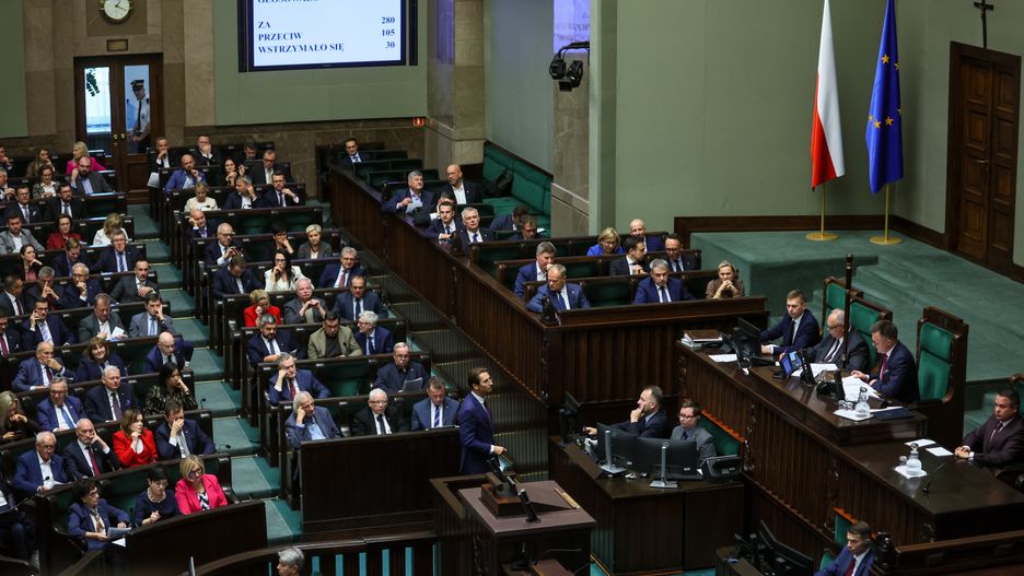 Warszawa, 26.09.2025. Posłowie w Sejmie w Warszawie, 26 bm. w trzecim dniu posiedzenia izby. (sko) PAP/Leszek Szymański