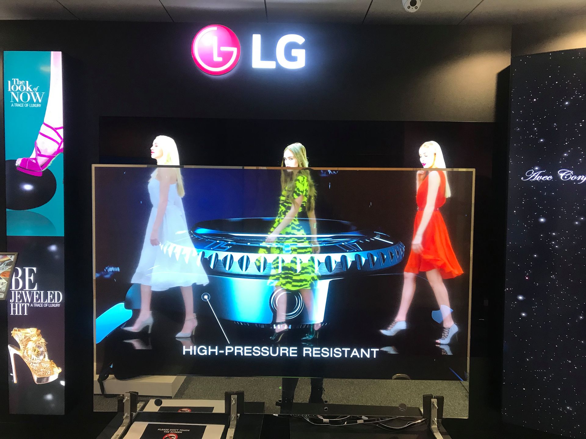 Transparentny T-OLED LG już w Polsce. Sprawdziłam, czy faktycznie robi tak piorunujące wrażenie 3