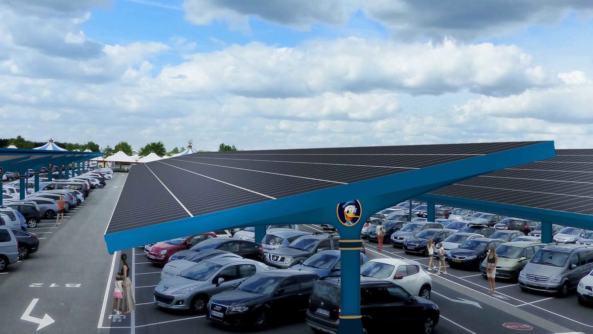Farma słoneczna na parkingu paryskiego Disneylandu 1