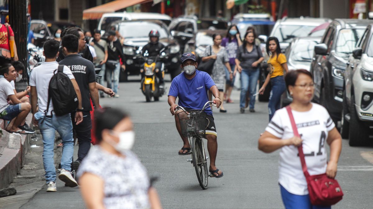 Filipiny walczą z kryzysem kosztem ogromnego długu.