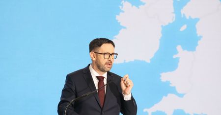 "Jaki areszt?". Obajtek odpowiada Szczerbie
