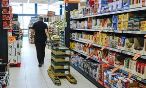 Paczki dla pracowników Biedronki. Ujawnili zawartość