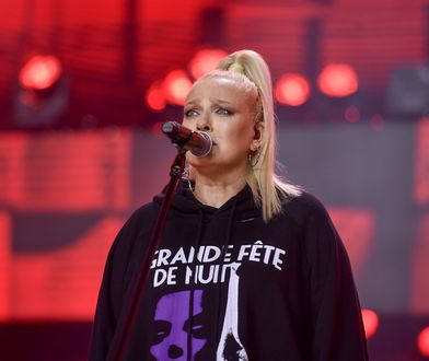 Histeria tabloidu. Wytykają Nosowskiej "skandaliczny" występ